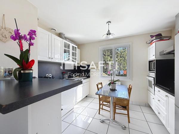 Maison individuelle idéalement située pro