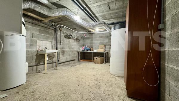 maison/villa 9 pièce(s) 179 m2