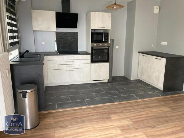 Appartement à louer 3 pièces 62.67m² Saint-Memmie (51470)
