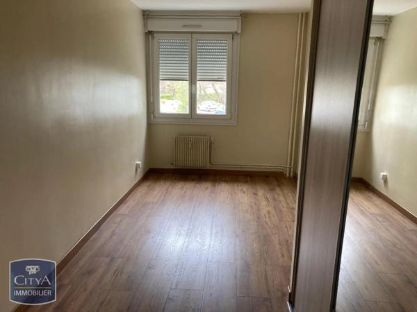 Appartement à louer 3 pièces 62.67m² Saint-Memmie (51470)