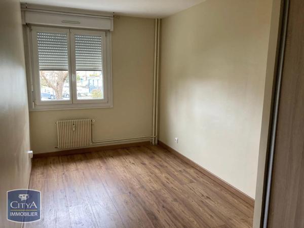 Appartement à louer 3 pièces 62.67m² Saint-Memmie (51470)