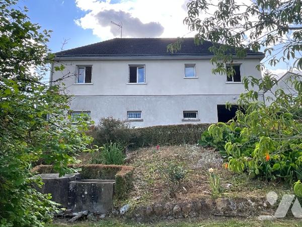 CHATEAU-RENAULT (37110) - Maison de 108 m² avec sous-sol et jardin