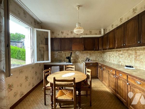 CHATEAU-RENAULT (37110) - Maison de 108 m² avec sous-sol et jardin