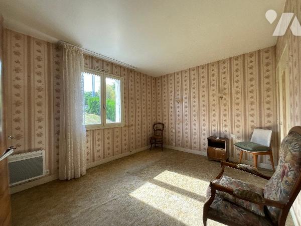 CHATEAU-RENAULT (37110) - Maison de 108 m² avec sous-sol et jardin