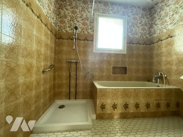 CHATEAU-RENAULT (37110) - Maison de 108 m² avec sous-sol et jardin