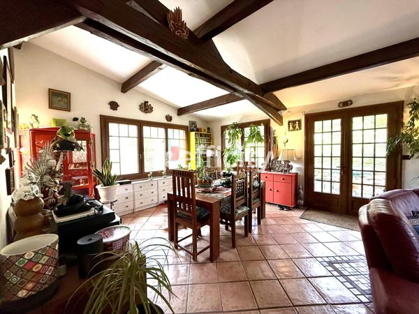 Maison 6 pièces - 142 m² Exclusivité efficity