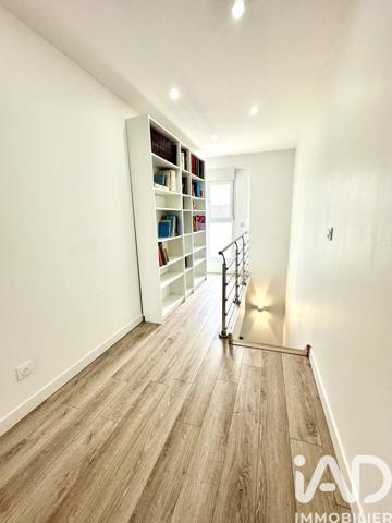 Maison à vendre 9 pièces 200 m² Paray-Vieille-Poste