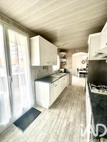 Maison à vendre 9 pièces 200 m² Paray-Vieille-Poste