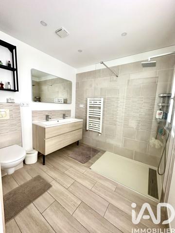 Maison à vendre 9 pièces 200 m² Paray-Vieille-Poste