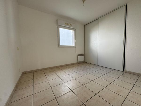 Appartement Tonnay-Charente T2 avec balcon et parking privatif