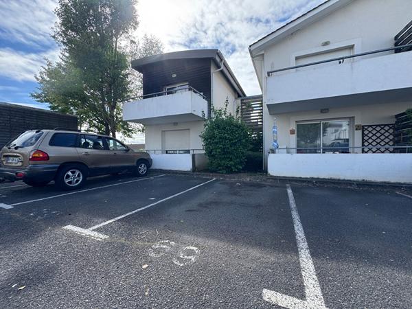 Appartement Tonnay-Charente T2 avec balcon et parking privatif