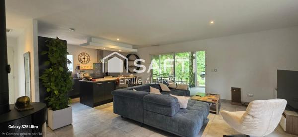 Maison de 2016 de 128 m² sur 765 m² de jardin