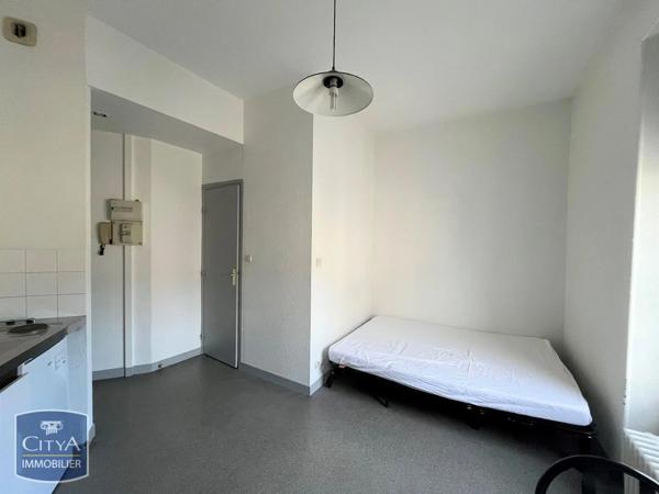 Appartement à louer 1 pièce 15.97m² Poitiers (86000)