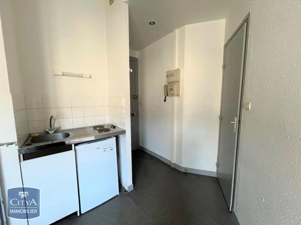 Appartement à louer 1 pièce 15.97m² Poitiers (86000)