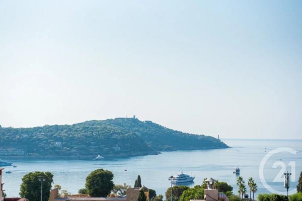 Appartement F4 à vendre  4 pièces - 102,09 m 2   VILLEFRANCHE SUR MER  - 06