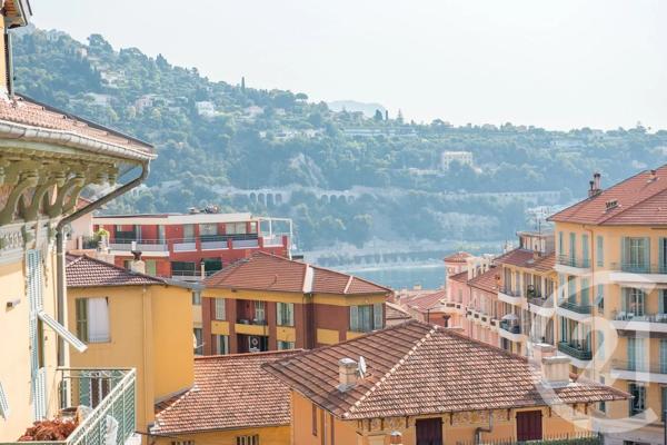 Appartement F4 à vendre  4 pièces - 102,09 m 2   VILLEFRANCHE SUR MER  - 06