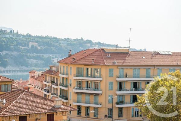 Appartement F4 à vendre  4 pièces - 102,09 m 2   VILLEFRANCHE SUR MER  - 06