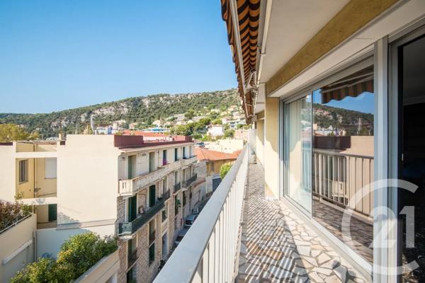 Appartement F4 à vendre  4 pièces - 102,09 m 2   VILLEFRANCHE SUR MER  - 06