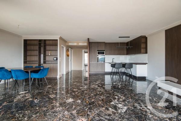 Appartement F4 à vendre  4 pièces - 102,09 m 2   VILLEFRANCHE SUR MER  - 06
