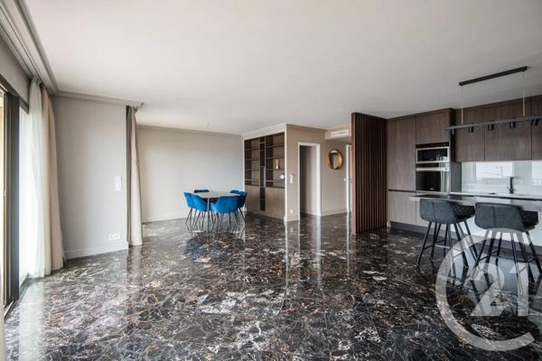 Appartement F4 à vendre  4 pièces - 102,09 m 2   VILLEFRANCHE SUR MER  - 06