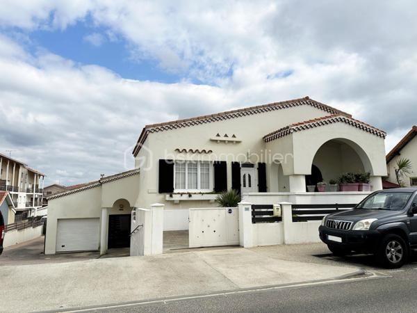 Local d activites de 219 m²