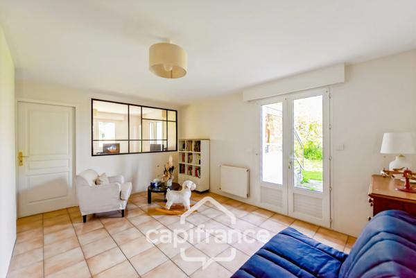 Maison à vendre 210 m² avec terrain plat et arboré à Tresserve