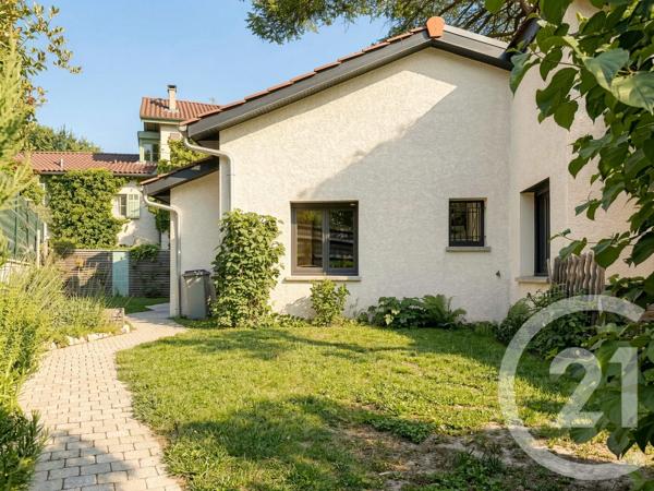 Maison à vendre  4 pièces - 89 m 2   CHARLY  - 69