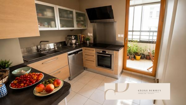 Appartement
         3 pièces
        - 78 m² Exclusivité 355 000 € *
