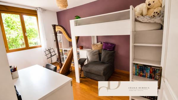 Appartement
         3 pièces
        - 78 m² Exclusivité 355 000 € *