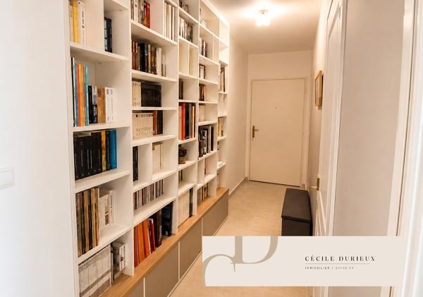 Appartement
         3 pièces
        - 78 m² Exclusivité 355 000 € *