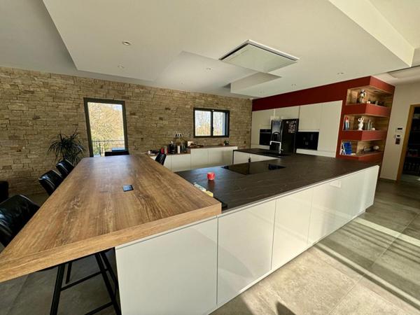 Maison Condat Sur Vienne 8 pièce(s) 266 m2