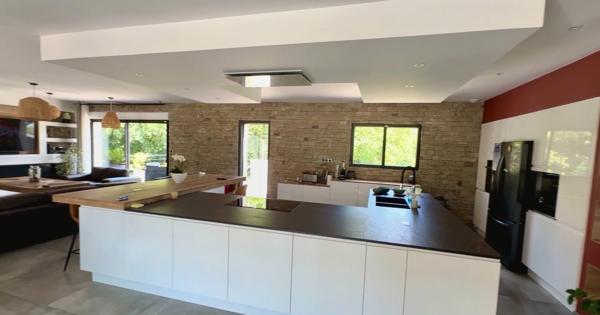 Maison Condat Sur Vienne 8 pièce(s) 266 m2