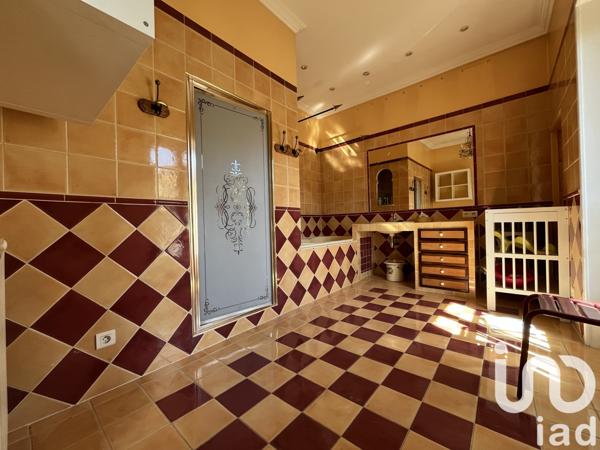 Maison à vendre 7 pièces 167 m² Bagnols-sur-Cèze