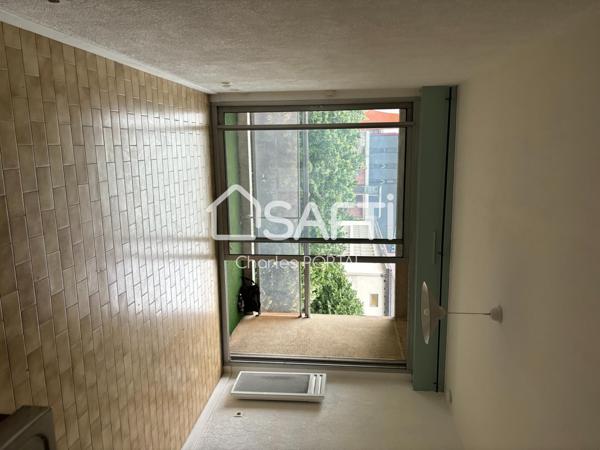 studio tout refais récemment  idéalement situé en centre ville