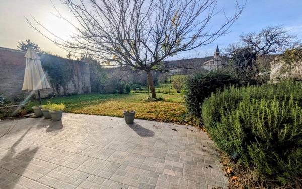 Maison à vendre    5 pièces • 160 m2 Tournus