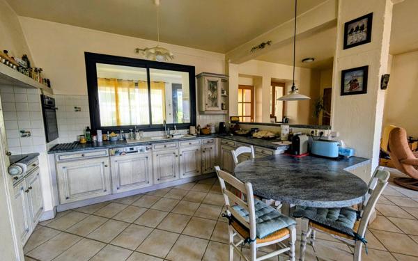 Maison à vendre    5 pièces • 160 m2 Tournus