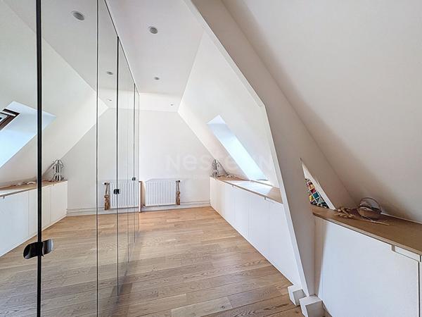 Maison Lamorlaye 9 pièce(s) 210 m2