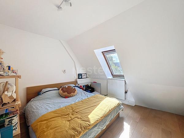 Maison Lamorlaye 9 pièce(s) 210 m2