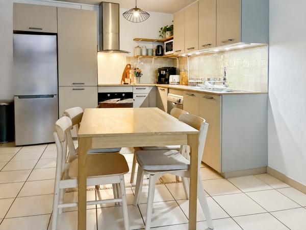 Appartement T3 à Étampes Saint-Martin – Esprit maison et cour secrète