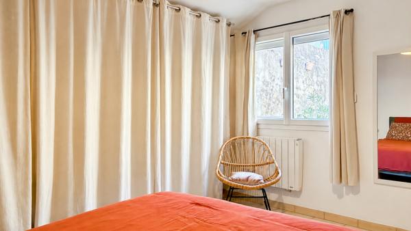 Appartement T3 à Étampes Saint-Martin – Esprit maison et cour secrète