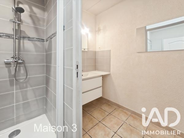 Immeuble à vendre 231 m² Milhaud