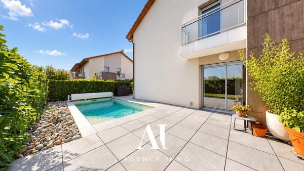 Maison T7 Piscine Garage Prévessin-Moëns 01280