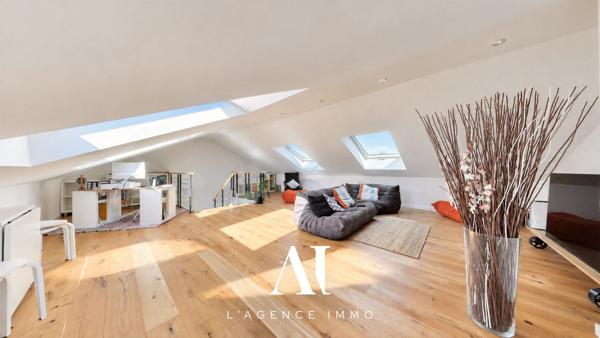 Maison T7 Piscine Garage Prévessin-Moëns 01280