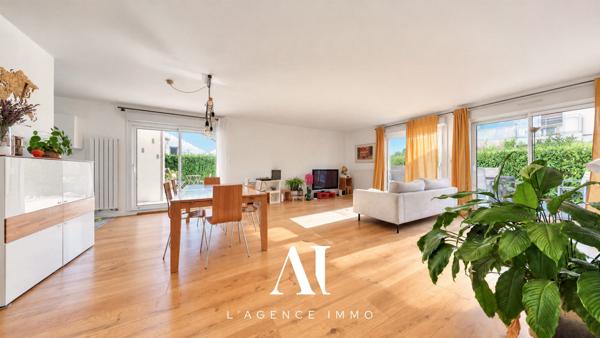 Maison T7 Piscine Garage Prévessin-Moëns 01280
