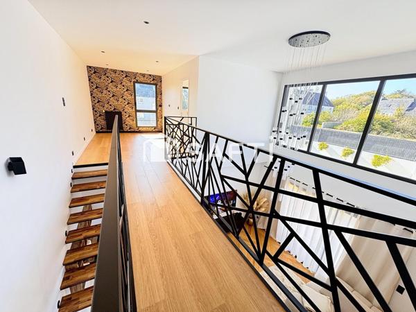 Maison contemporaine 4 chambres, un garage