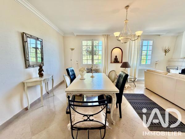 Maison à vendre 8 pièces 214 m² Villemoustaussou