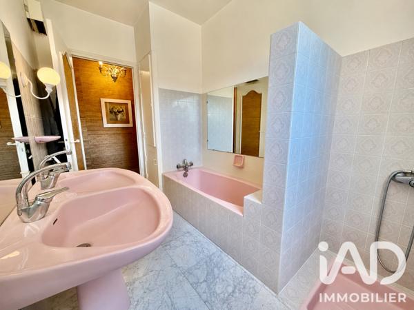 Maison à vendre 8 pièces 214 m² Villemoustaussou