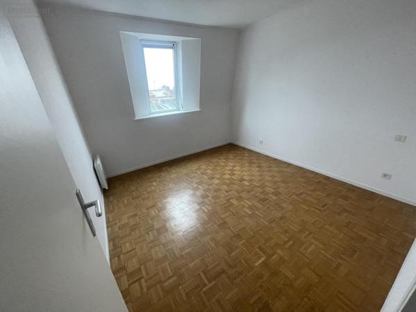 Appartement à louer à Amiens dans la Somme (80000), ref : 80011-L1030   
Henriville