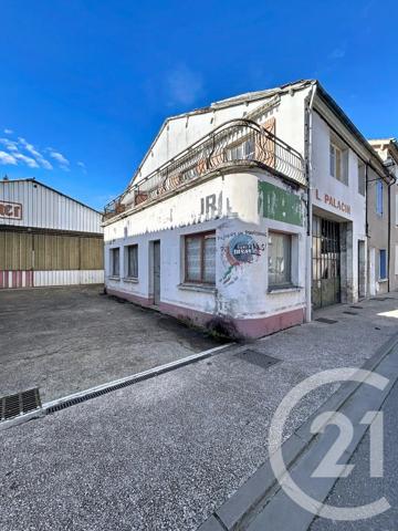 Maison à vendre  7 pièces - 236,91 m 2   CONDOM  - 32