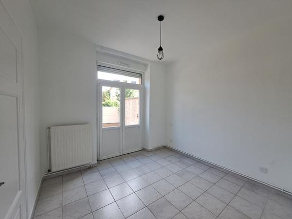 ROMBAS CENTRE VILLE - Appartement 4 pièce(s) 85.35 m2